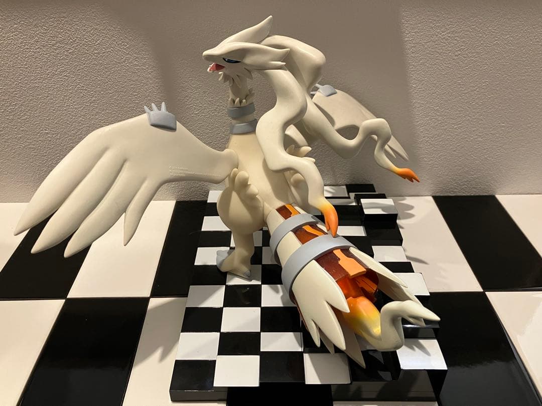 ポケモン ゼクロム レシラム フィギュアセット　わくわくゲットくじ2011