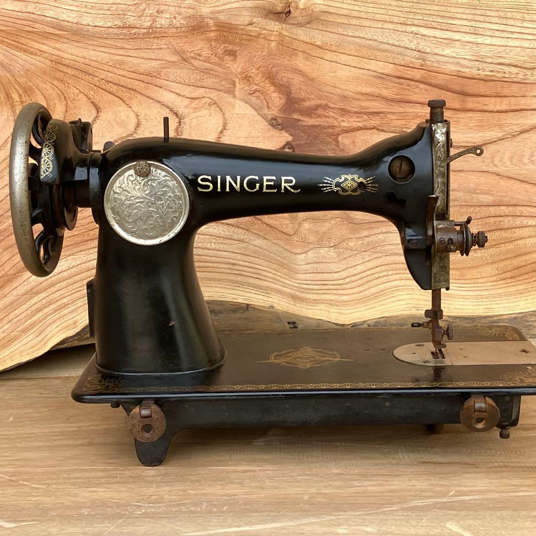 昭和レトロ シンガーミシン(ヴィンテージ)レトロなインテリアとしてお勧めします
