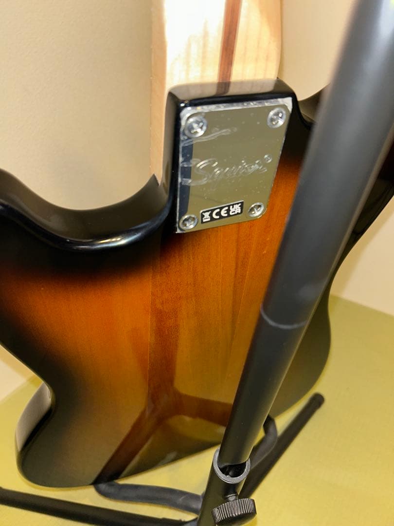 【必ず商品説明確認下さい】土日限定出品Squier Sonic Mustang