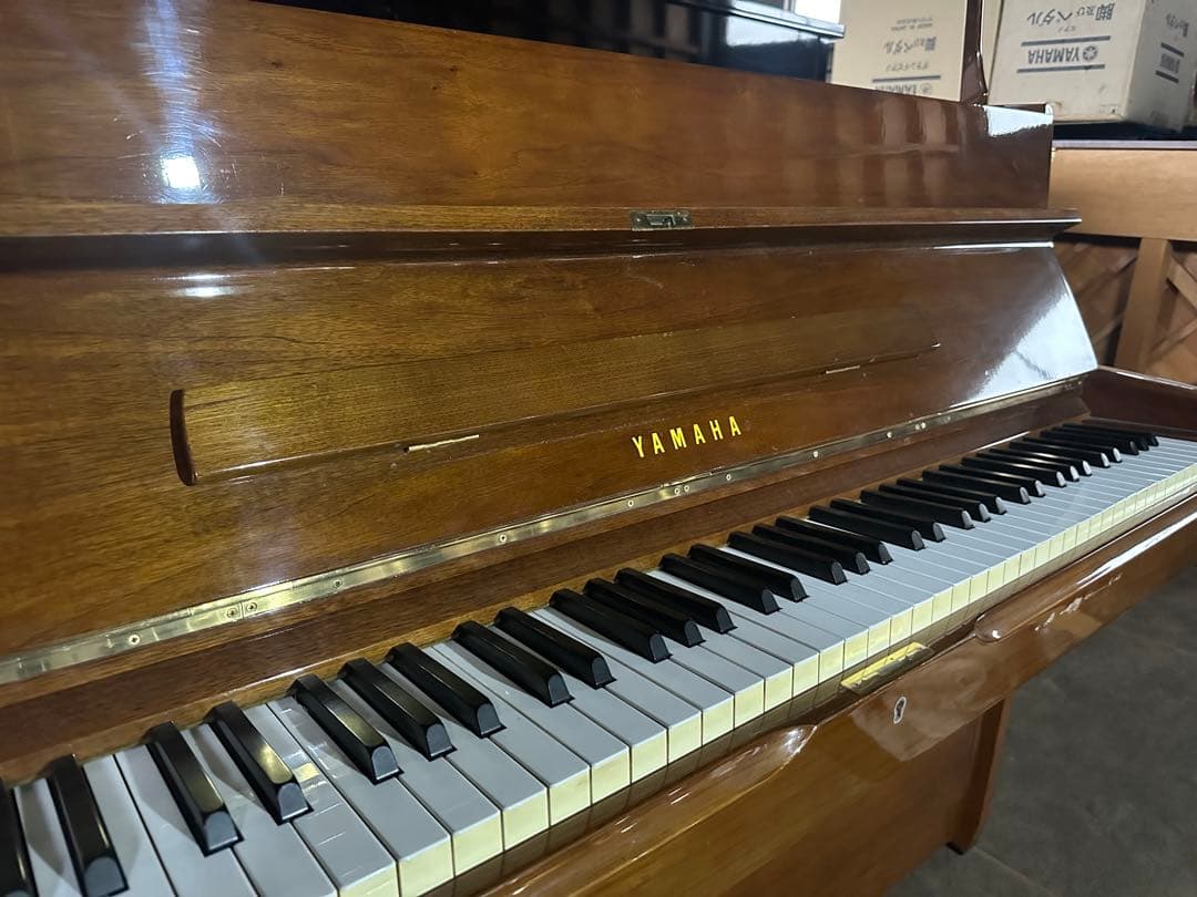 【新年特価】YAMAHA M1A アップライトピアノ