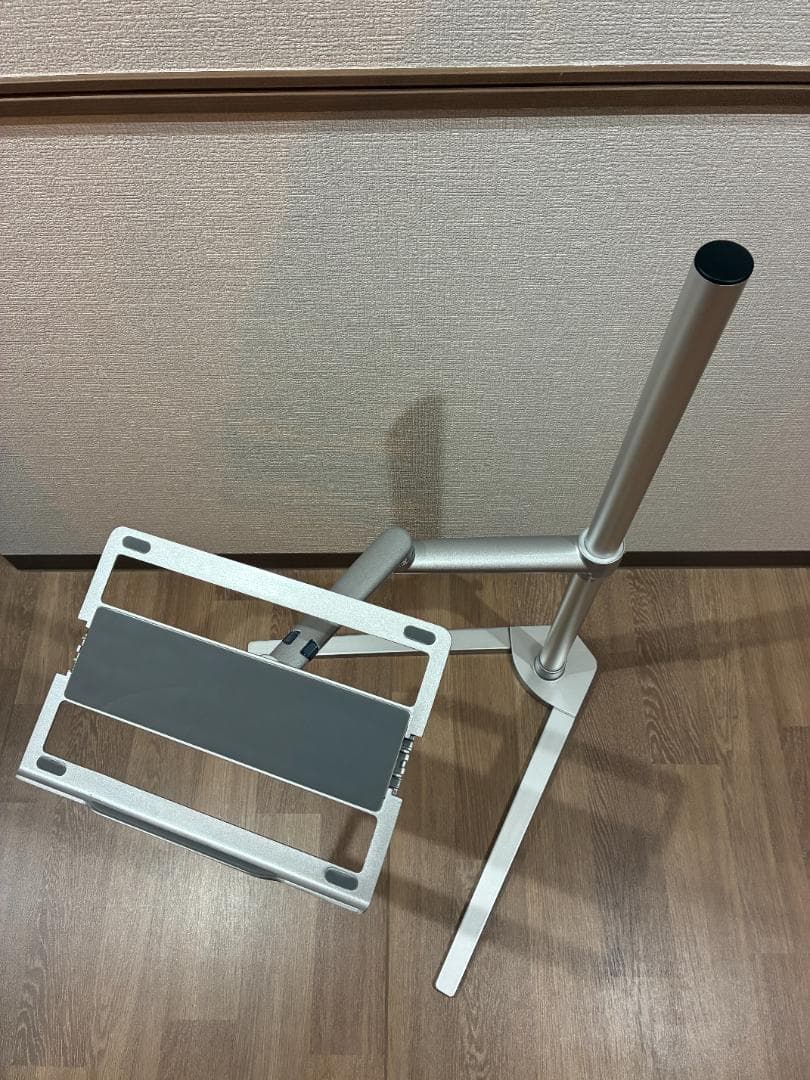 LOE(ロエ) ノートパソコン 自立型 アームスタンド 寝ながらスマホ