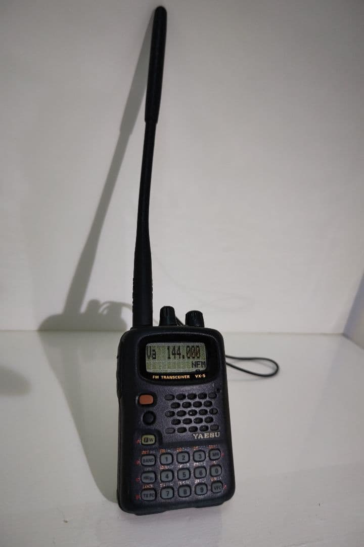 YAESU 八重洲無線アマチュア無線機VX-5 ハンディ