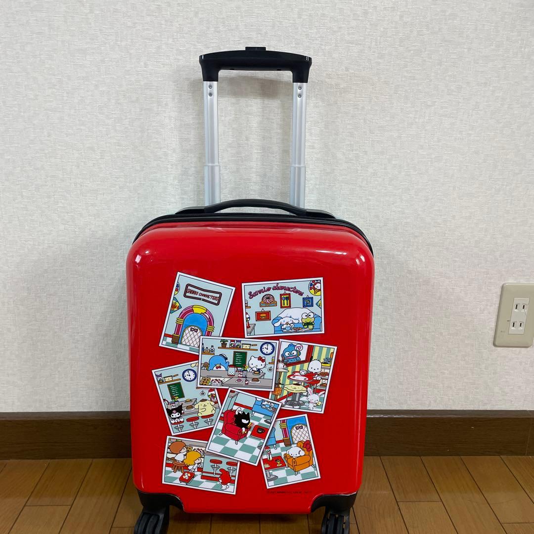 サンリオキャラクターイラスト付きキャリーケース