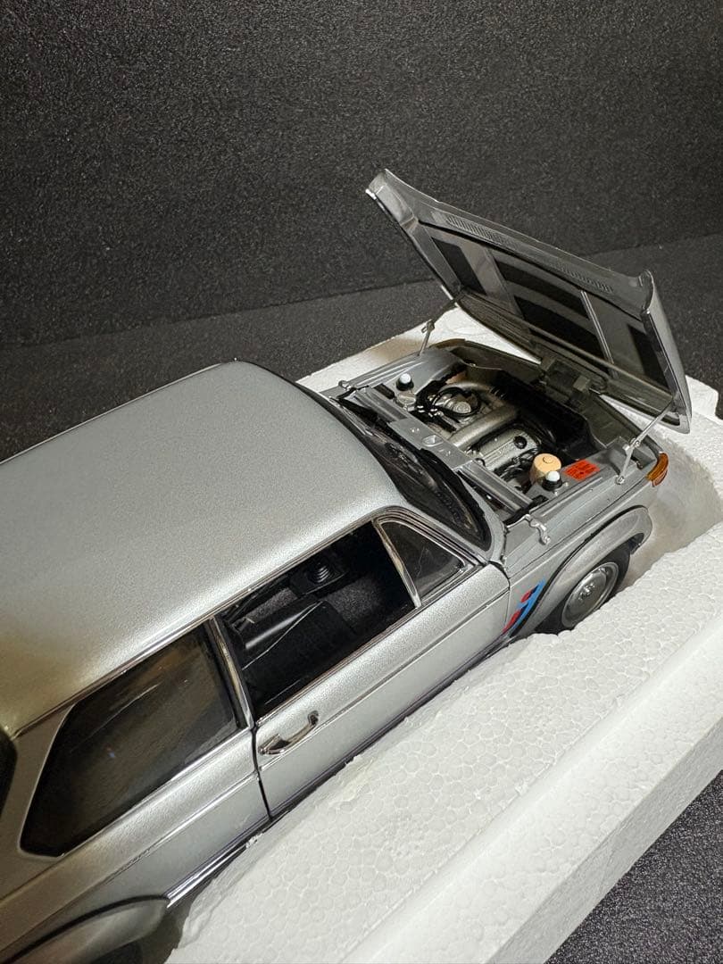 AUTO art 1/18 BMW 2002 TURBO シルバー マルニターボ