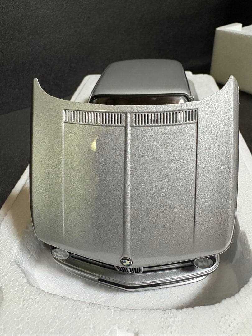 AUTO art 1/18 BMW 2002 TURBO シルバー マルニターボ