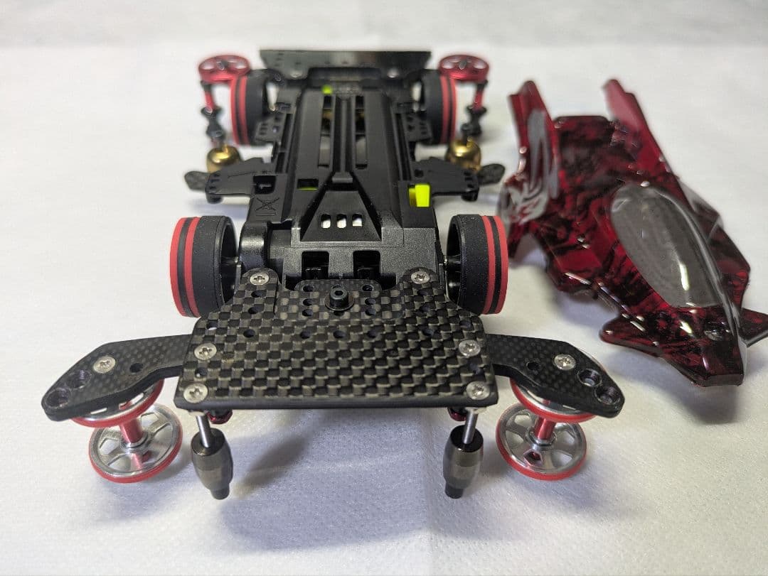 ミニ四駆　タミヤ純正　VZシャーシ　カーボン