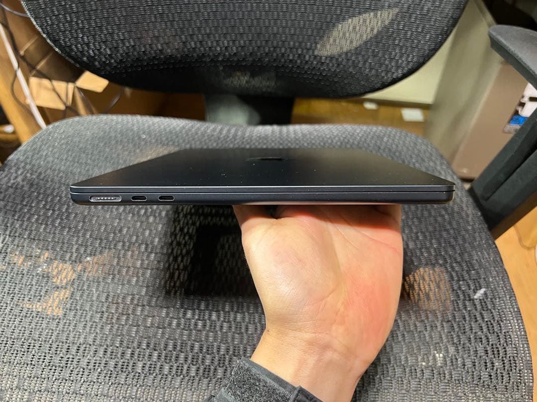 MacBook本体 Apple MacBook Air (2022)