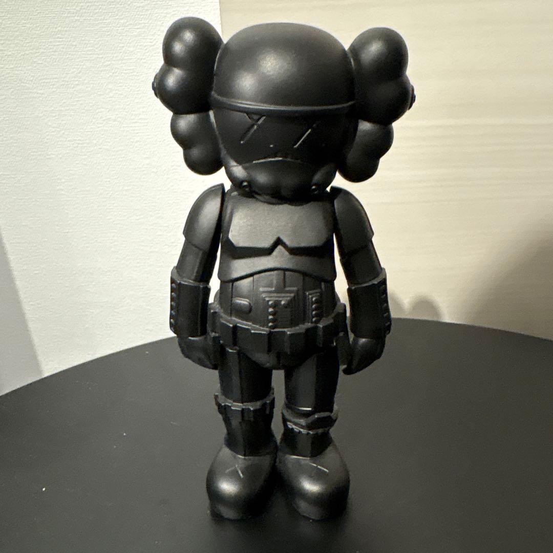 KAWS スターウォーズ ブラックフィギュア