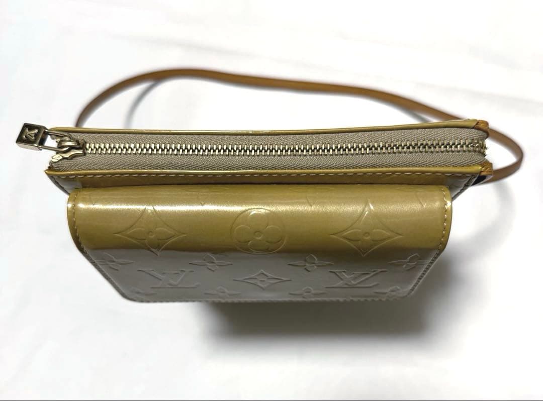 Louis Vuitton モット