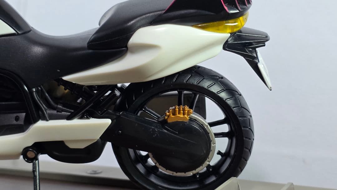 s.h.figuarts マシンディケイダー