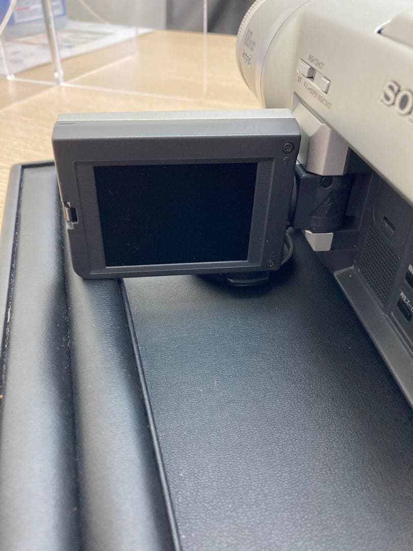 デジタルビデオカメラ　SONY DCR-TRV225