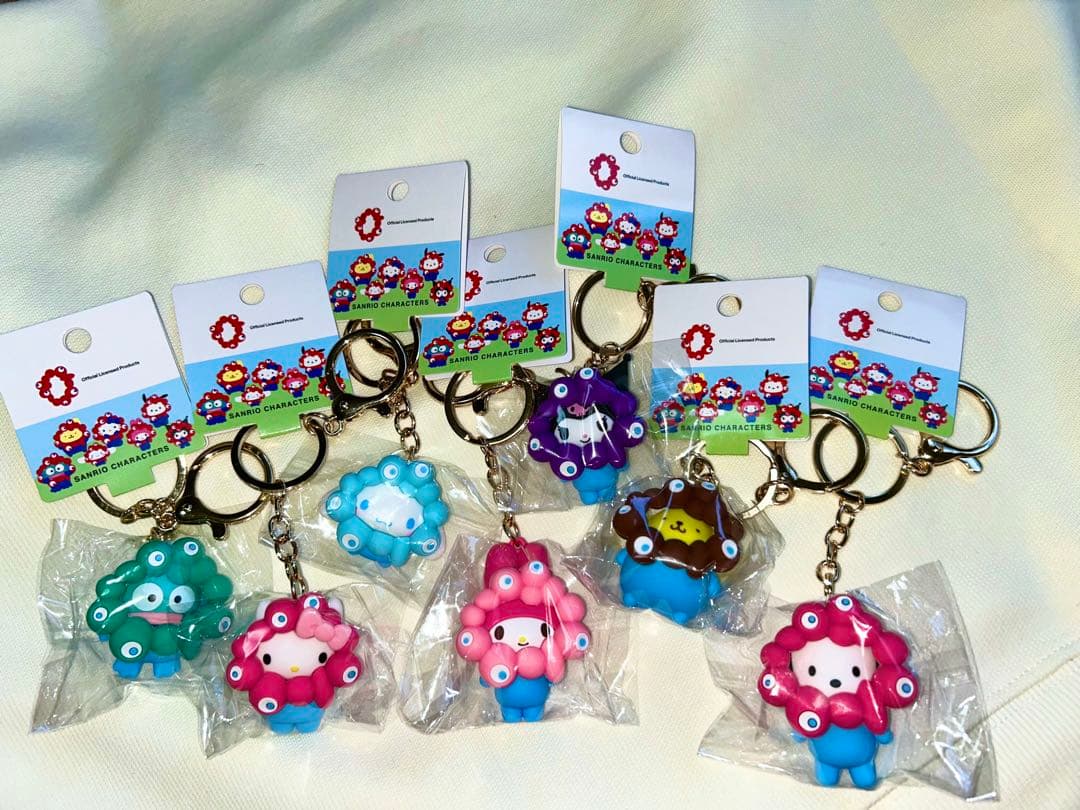 サンリオ パステル コンプ ミャクミャクなりきり立体マスコットカラーキーホルダー