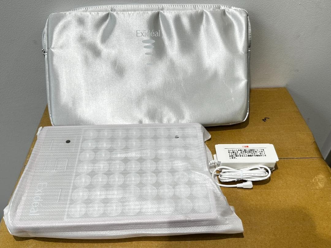 エクスイディアル LED美容器 本体セットExideal