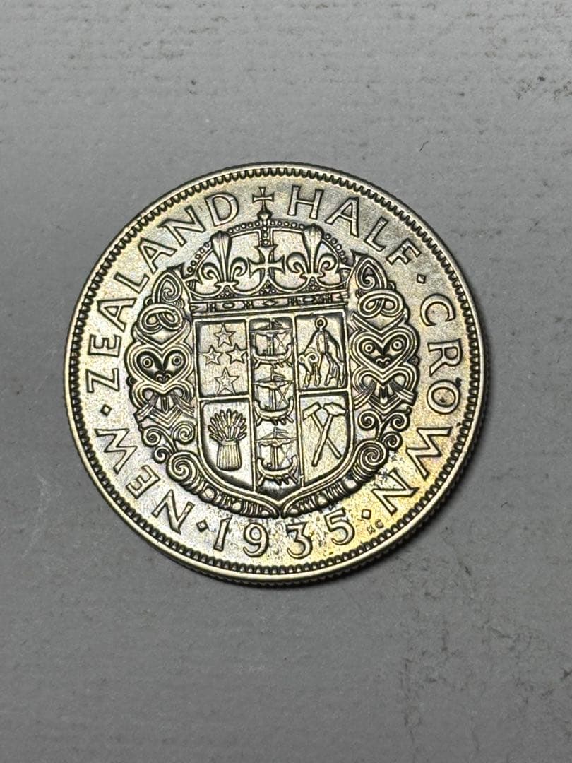 ニュージーランド　1/2クラウン銀貨　1935年　極美品　希少　レア　古銭