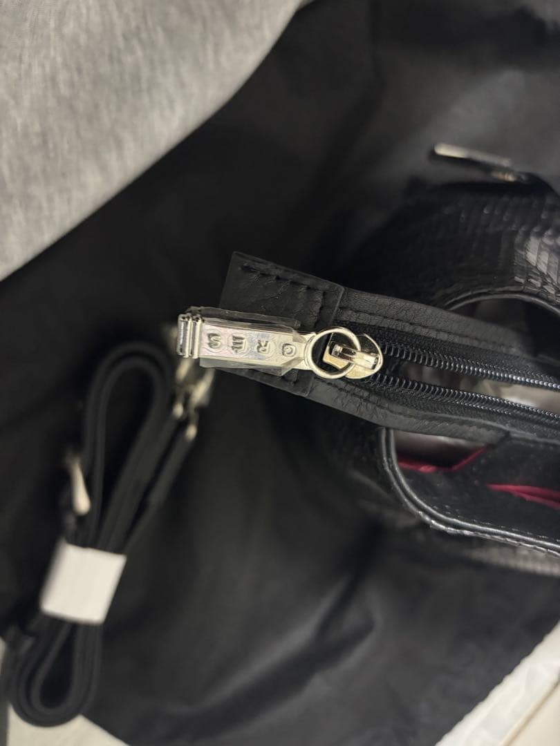 新品⭐️GRESPARISダイヤモンドパイソンブラックハンドバック定価6万