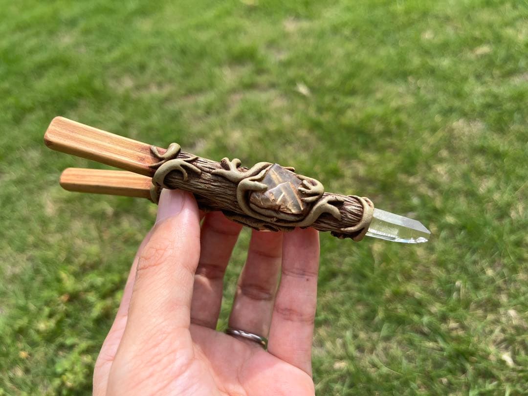 ペルー産＊クリスタル・ルチルクォーツ・貝〜セルフクリペ