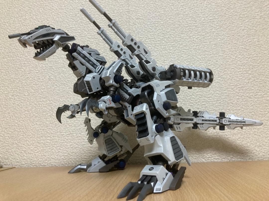 ゾイド ジェノザウラー スノーホワイト 説明欄必読