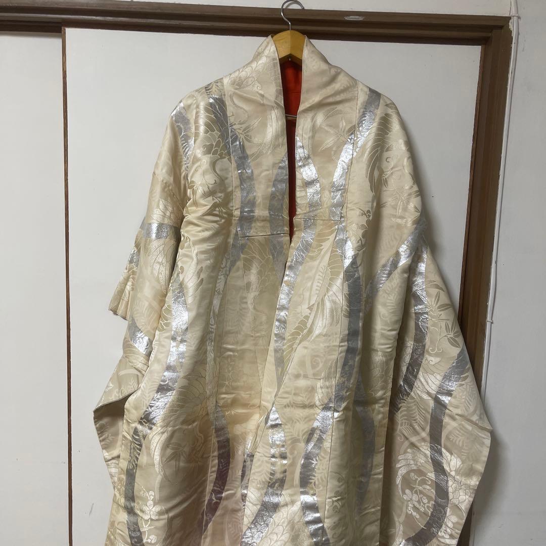 白綸子振袖と帯