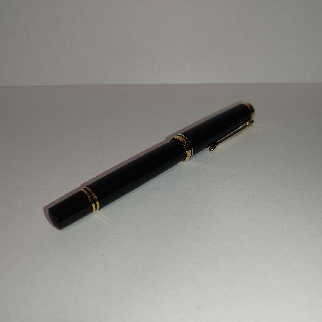 【美品】Pelikan『スーベレーン M600 万年筆 ペン先F』黒×金