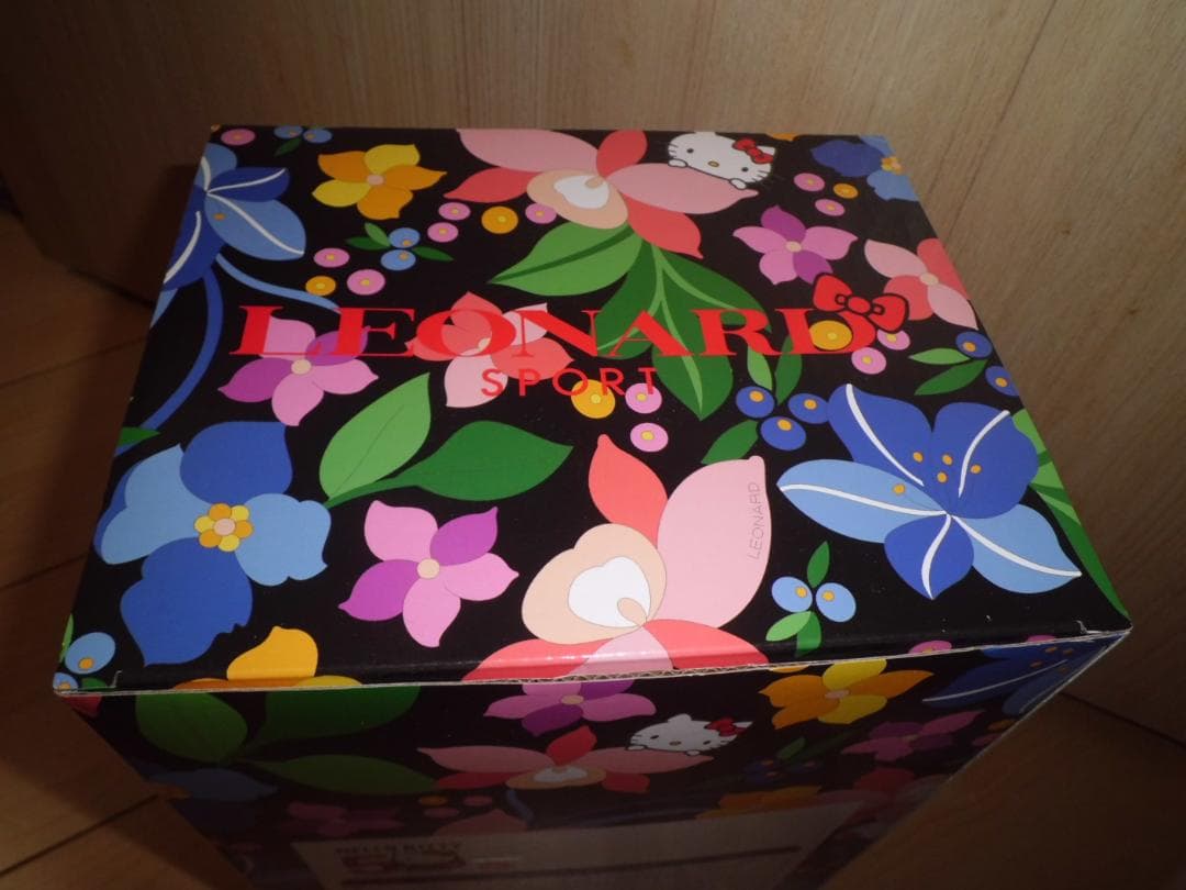 LEONARD SPORT ハローキティ 50周年 ぬいぐるみ