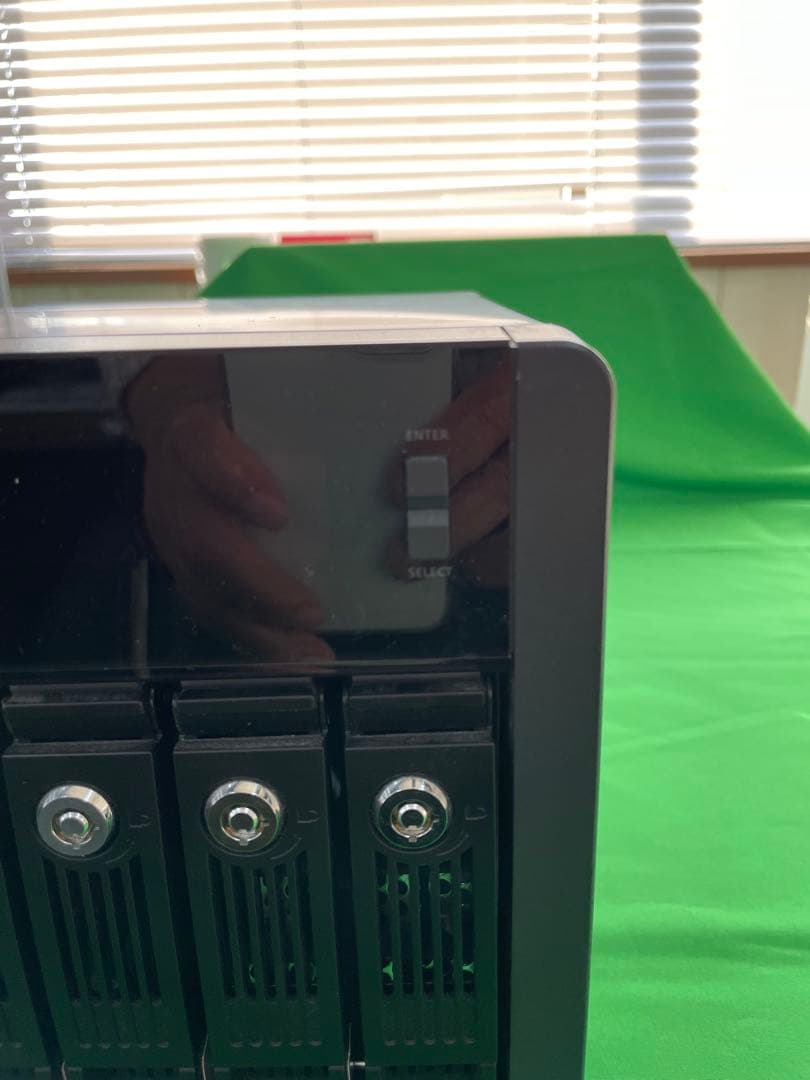 外付けハードディスク・ドライブ QNAP TS-653 A