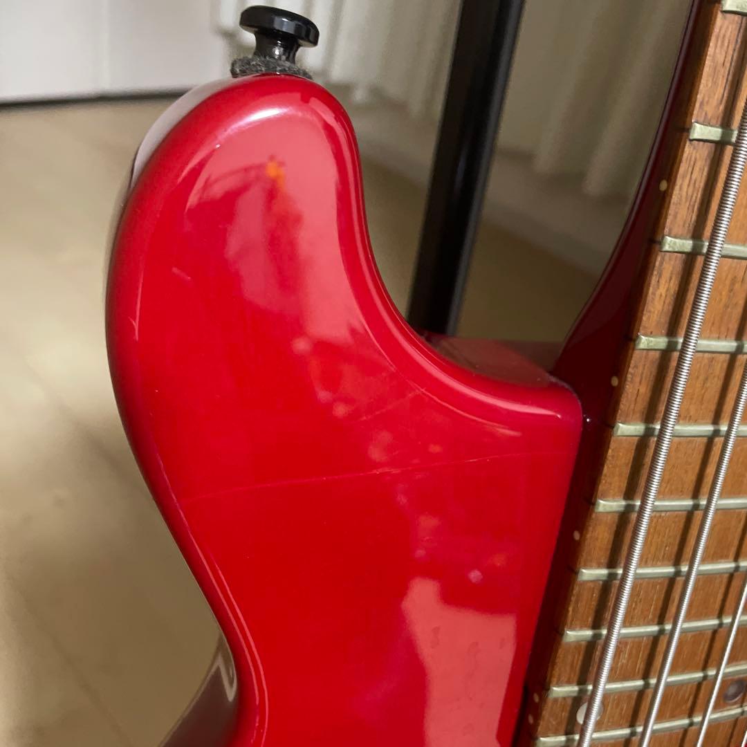 赤色 4弦エレキベース グラスルーツ