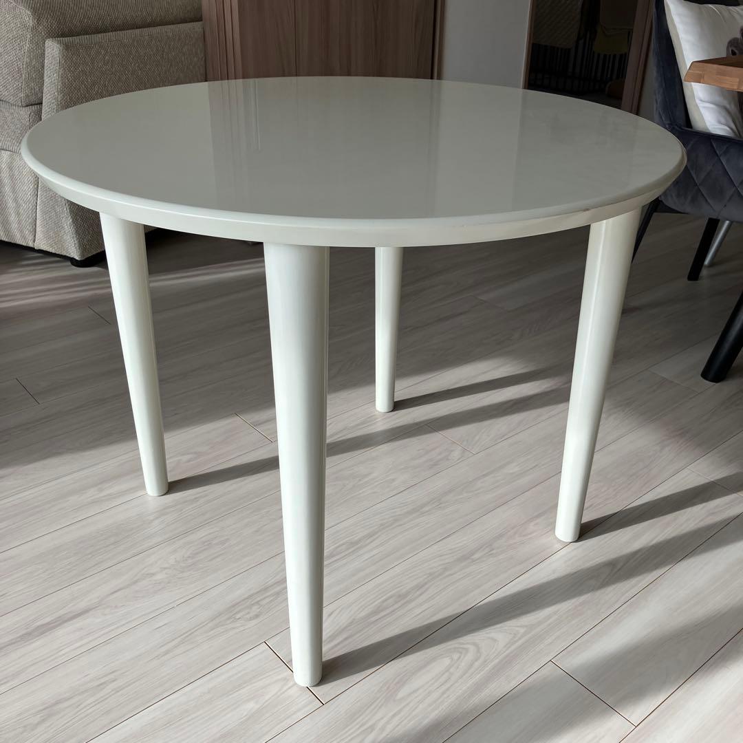 ホワイト丸テーブル