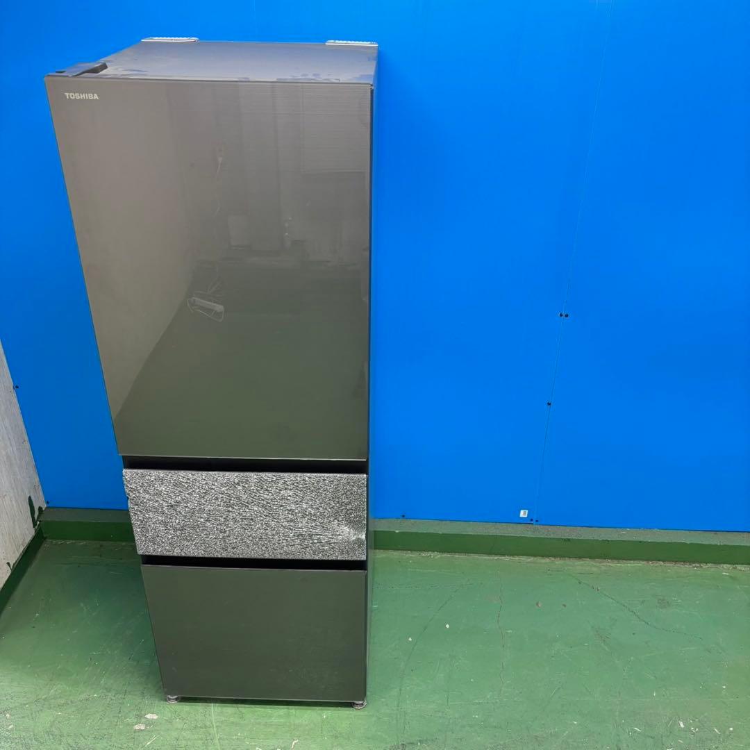 540東芝 024年製 大型冷蔵庫 ガラス割れあり 完動品　300L強　自動製氷