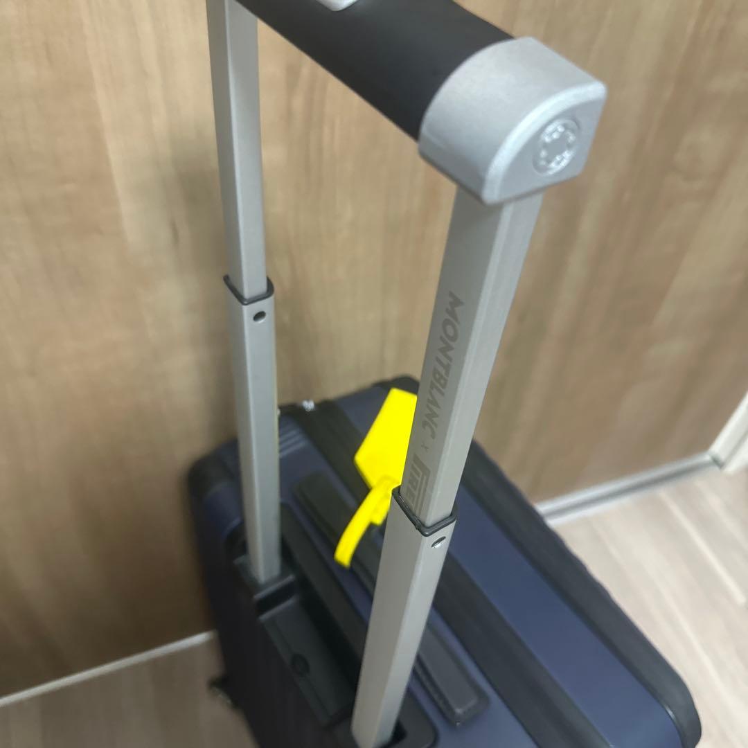 【限定】モンブラン　スーツケース　ピレリコラボ　37L