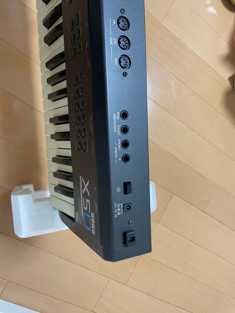KORG X5D シンセサイザー