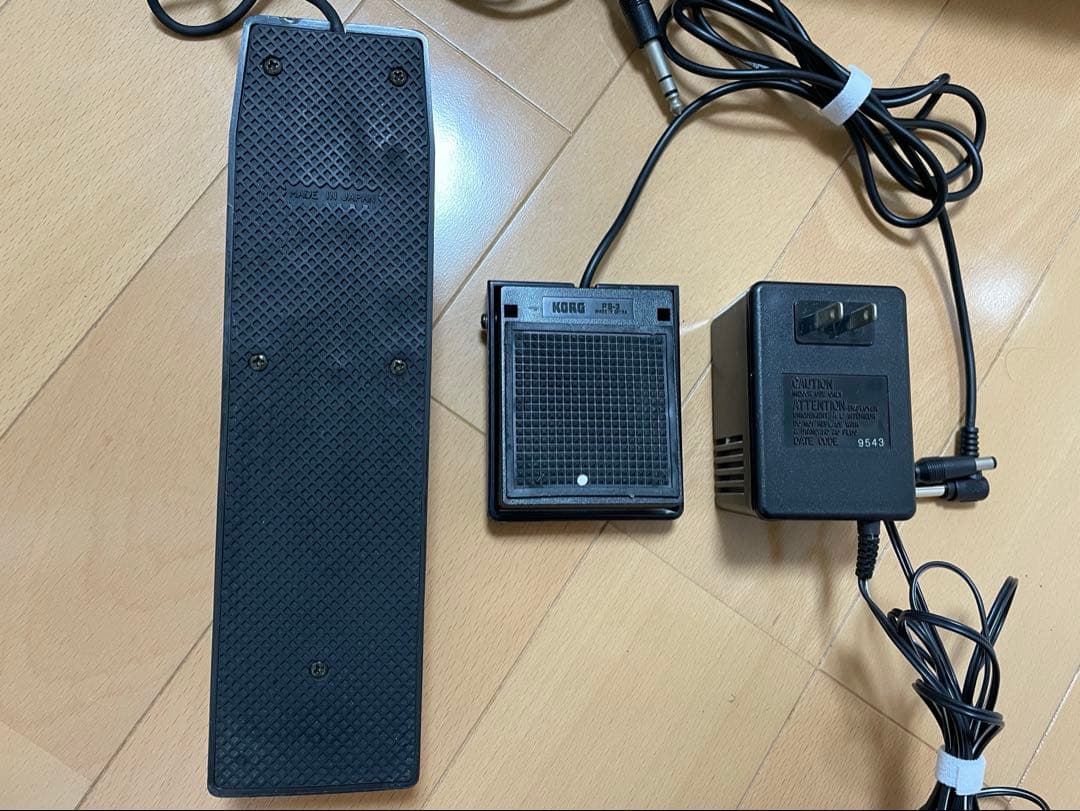 KORG X5D シンセサイザー