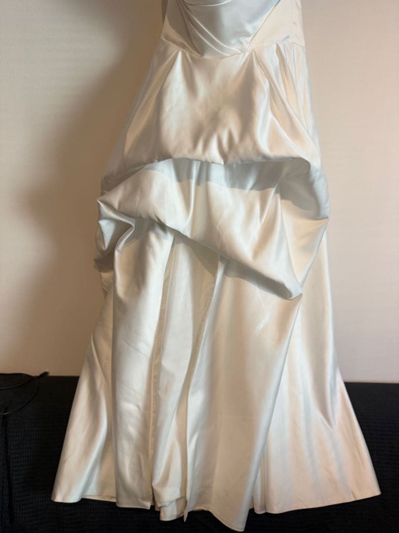 ホワイトウェディングドレス サイズ2 1月限定出品