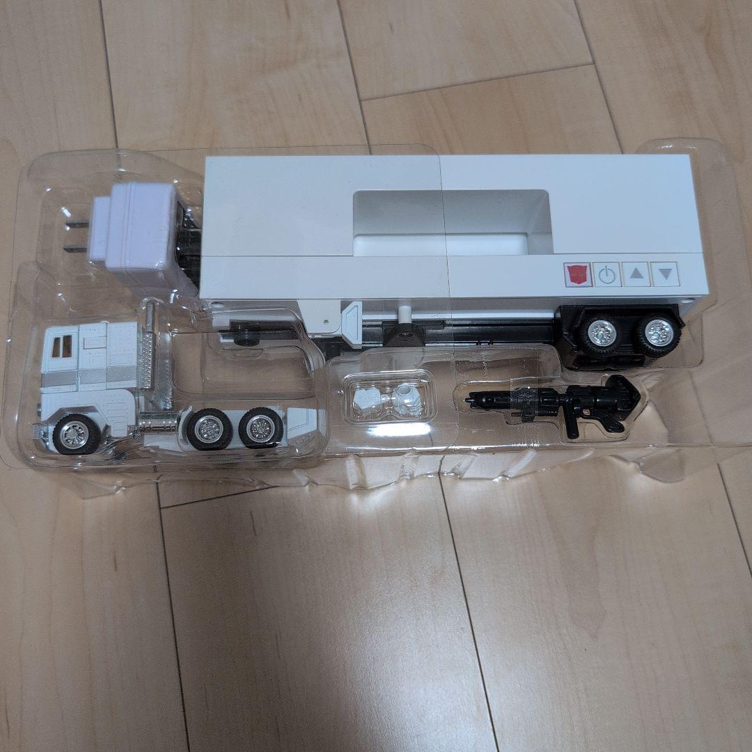 トランスフォーマー CONVOY iPodスピーカー