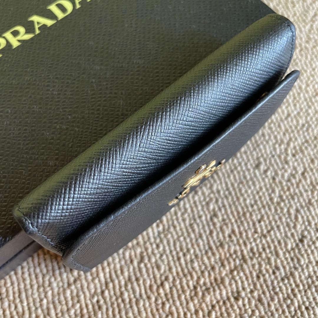 正規品❤️極美品⭐️プラダ　PRADA 男女　キーケース　ブラック　黒