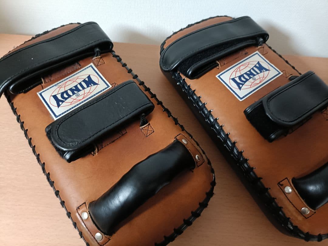 WINDY KP-6 キックミット　 レザー製　中古　②