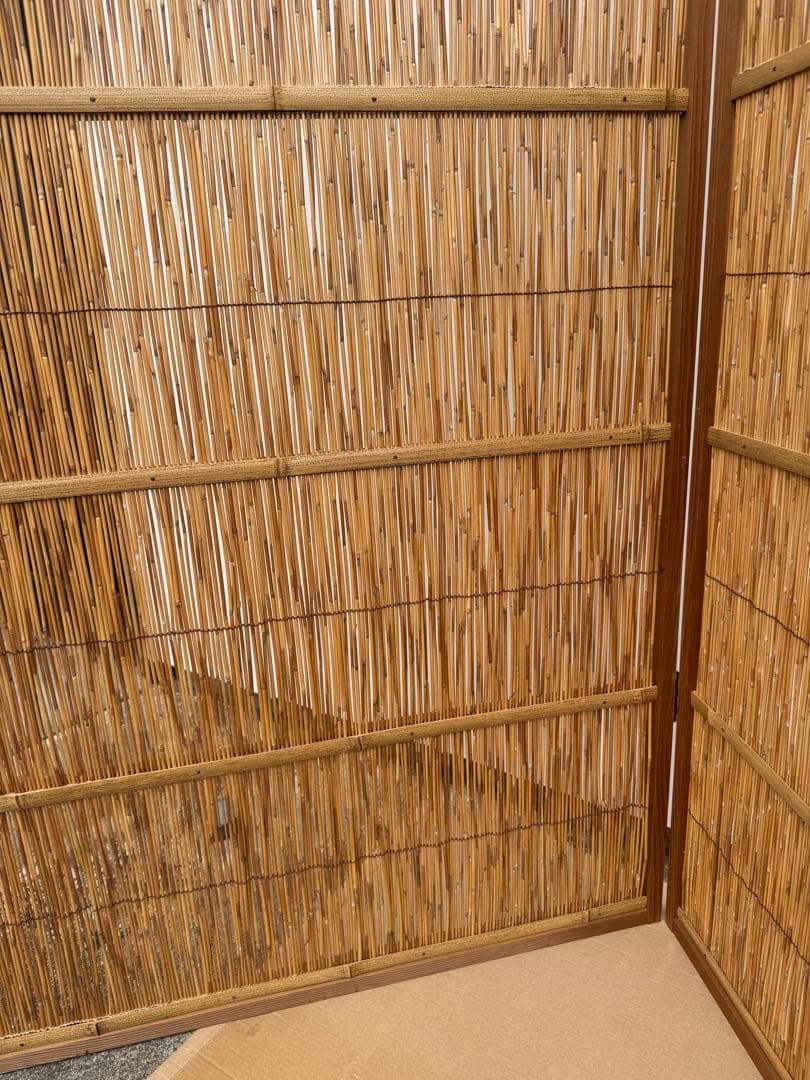 花寄屏風　2枚折　保管箱あり　(高さ約164㎝ 2連幅176㎝)