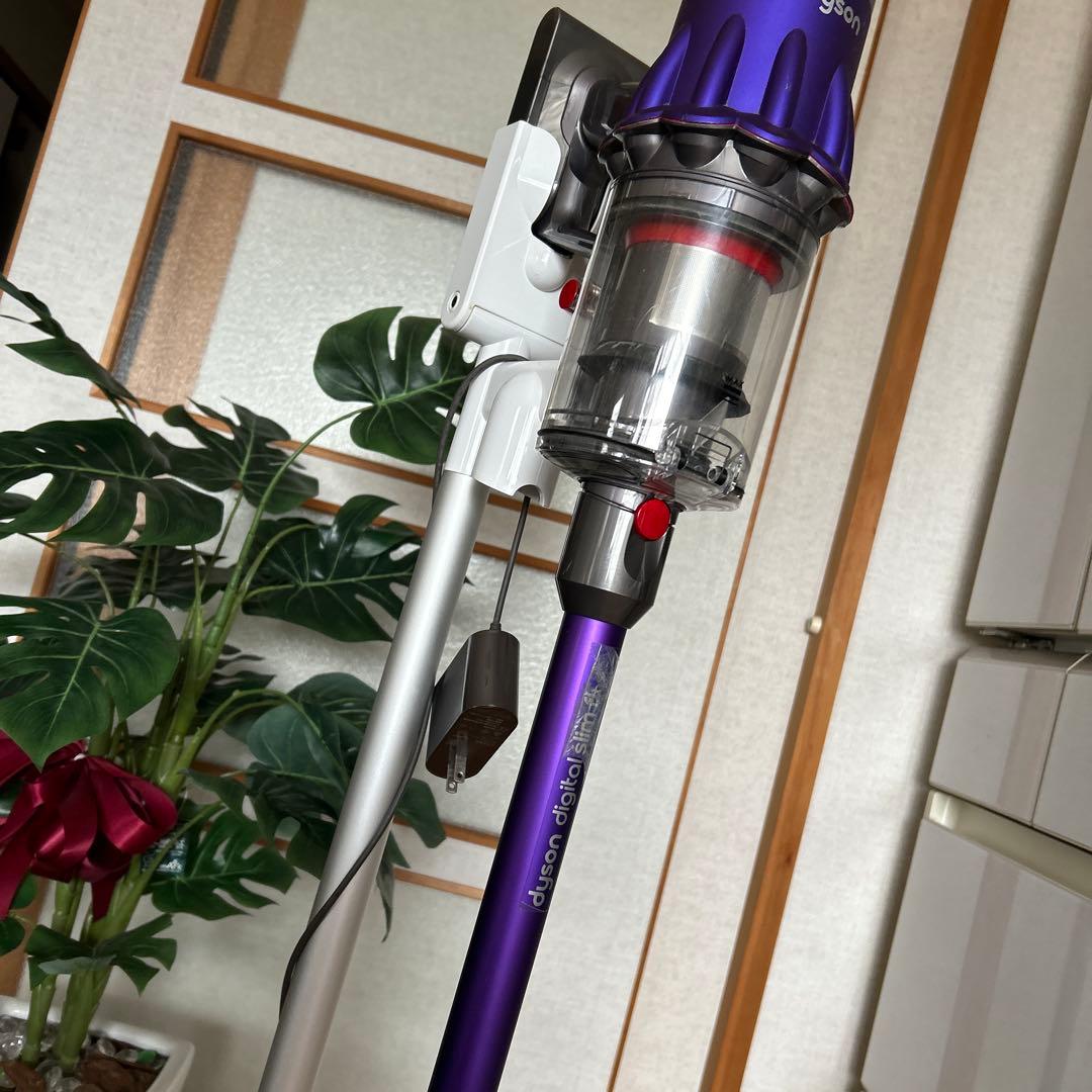 ダイソン　dyson デジタルスリム　SV18 掃除機
