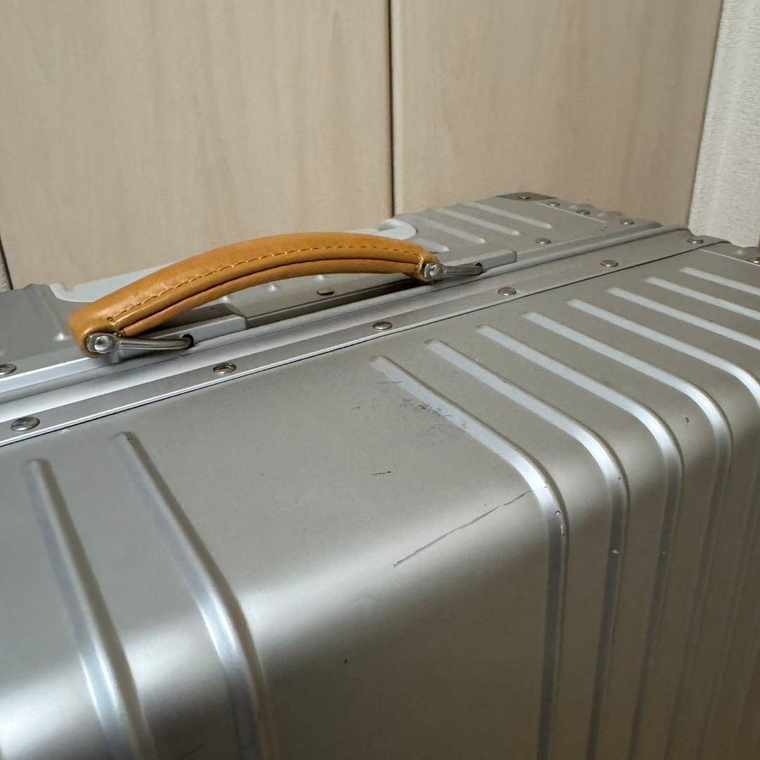 イノベーター アルミスーツケース　Mサイズ(70L)