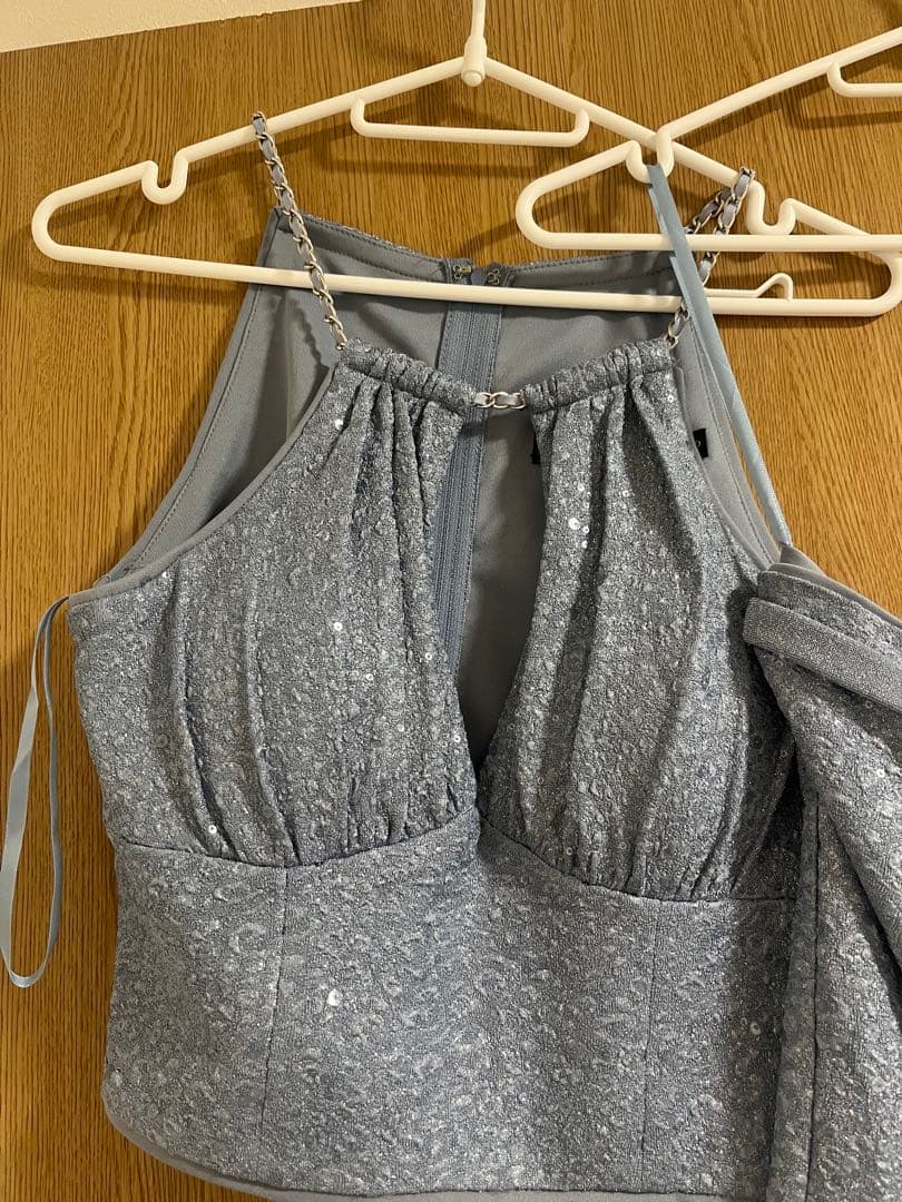 美品Glossy/グロッシースパンコール/ ラメニットホルターネックセットアップ