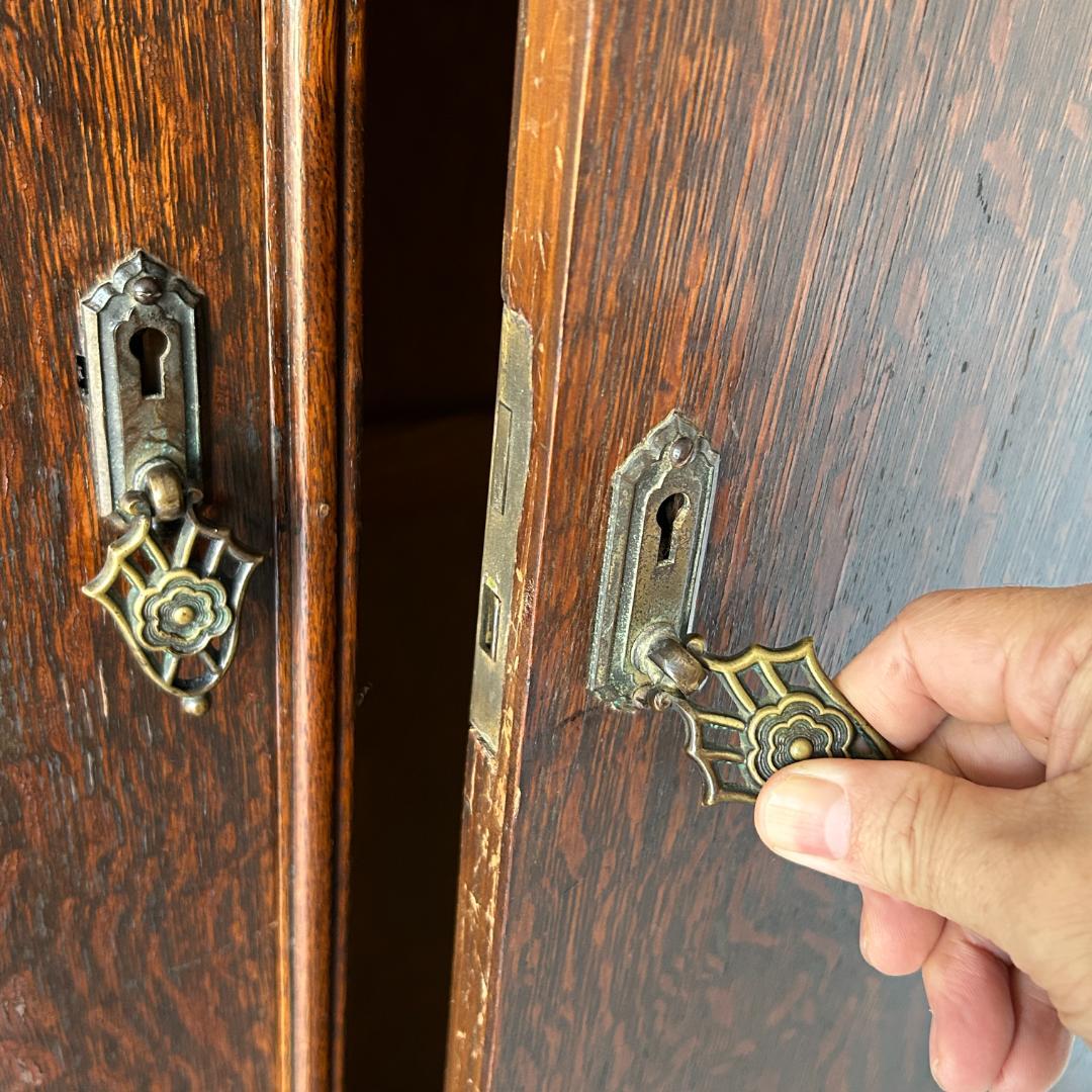 イギリス アンティーク家具 ワードローブ 1930年頃 828A