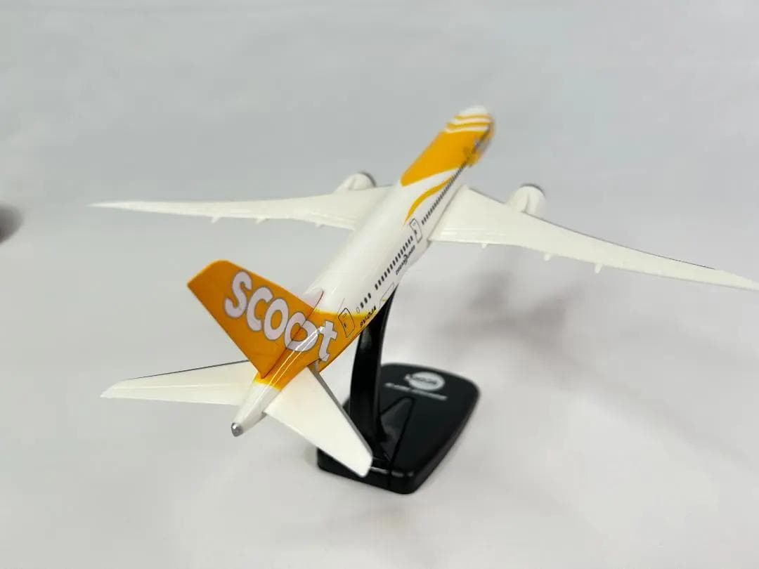 PPC Holland　FLY Scootスクート航空　B787-9　1/250