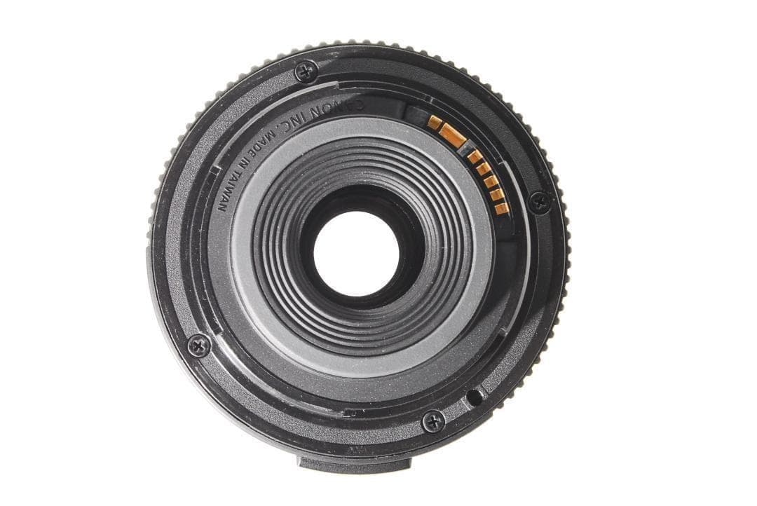 人気のレッドカラー♪ Canon EOS kiss x50 動画機能搭載