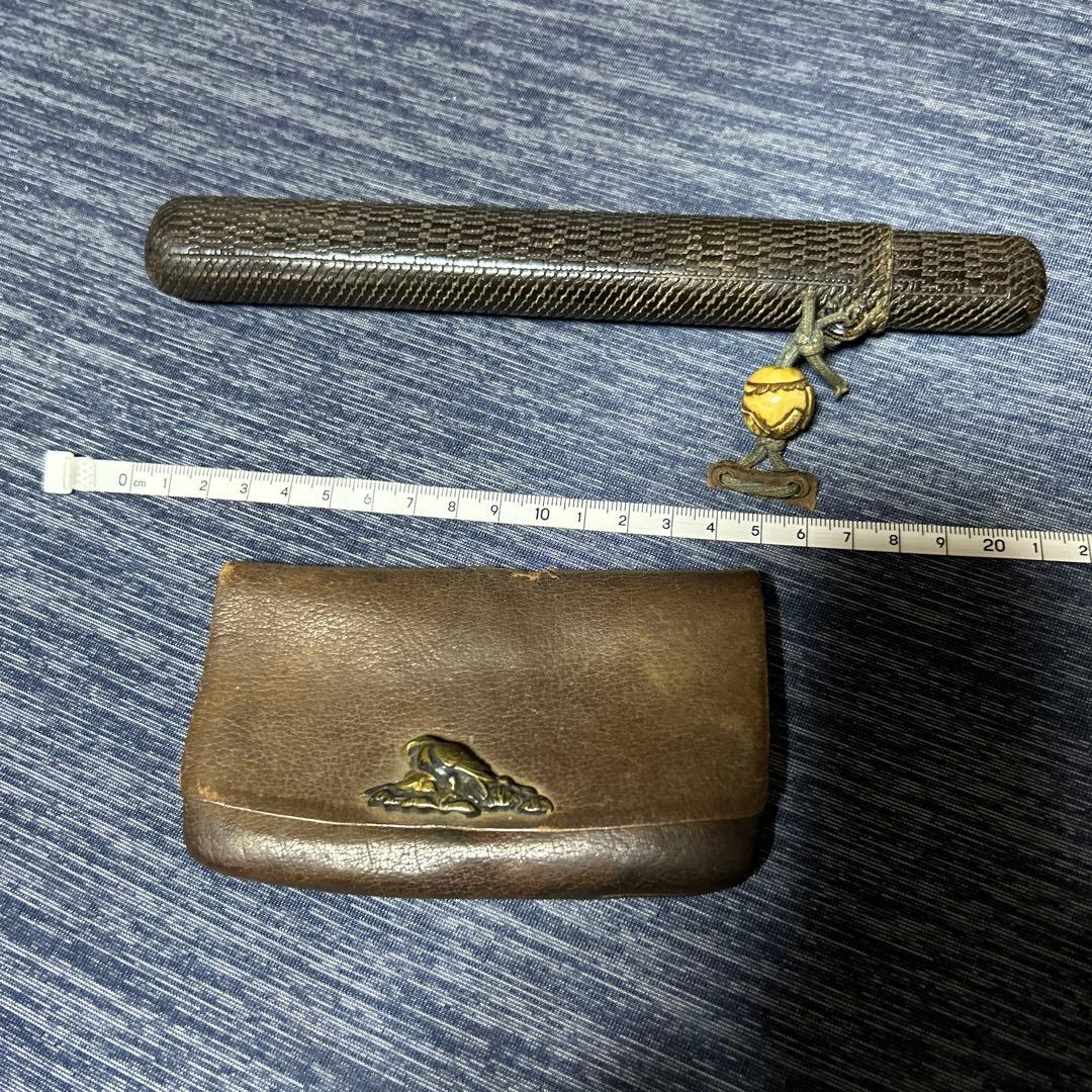煙管入れ　タバコ入れ　骨董　時代物　アンティーク　工芸品