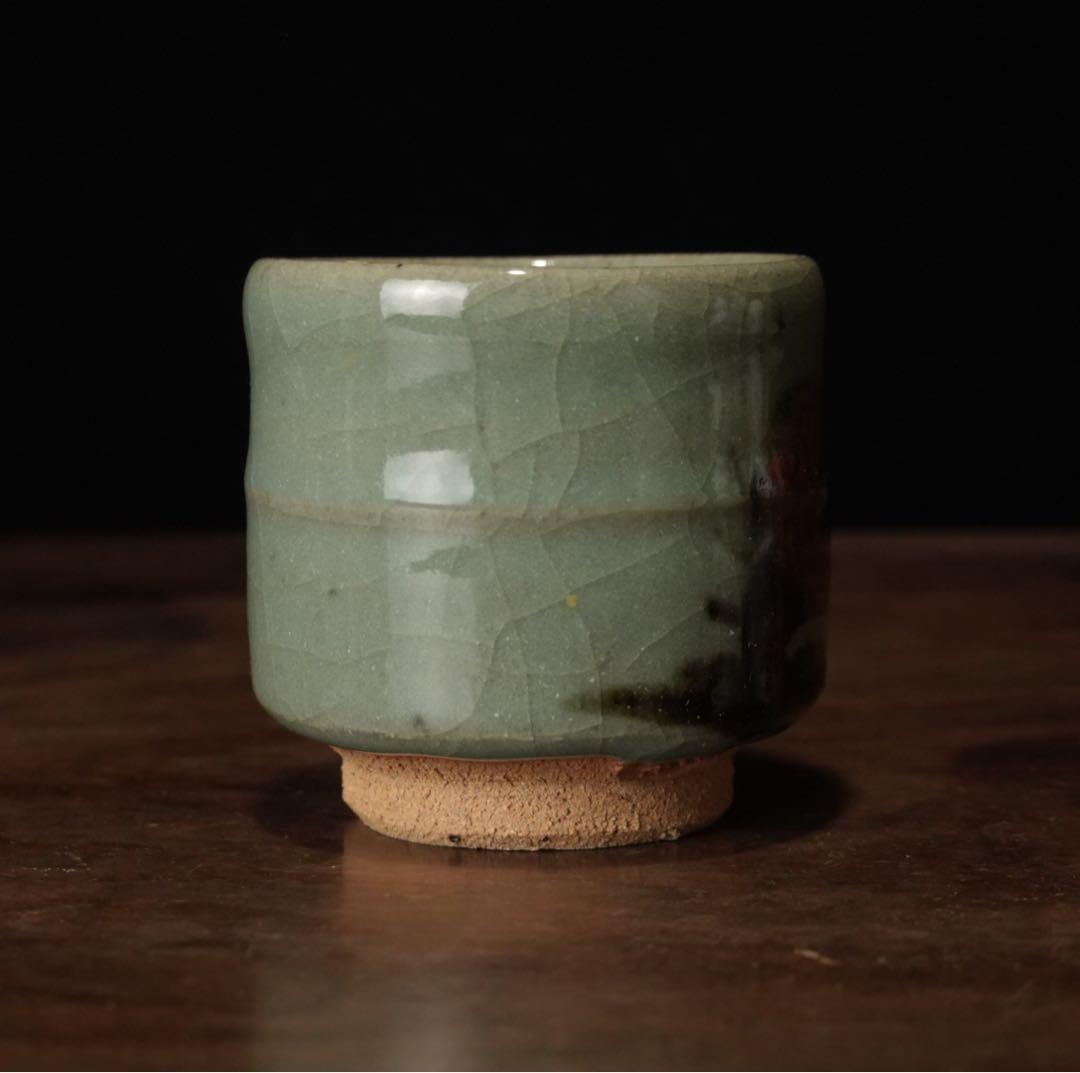 人間国宝　田村耕一　青磁　薊文　ゆのみ　湯呑　共箱　辰砂　酒器　ぐい呑　①