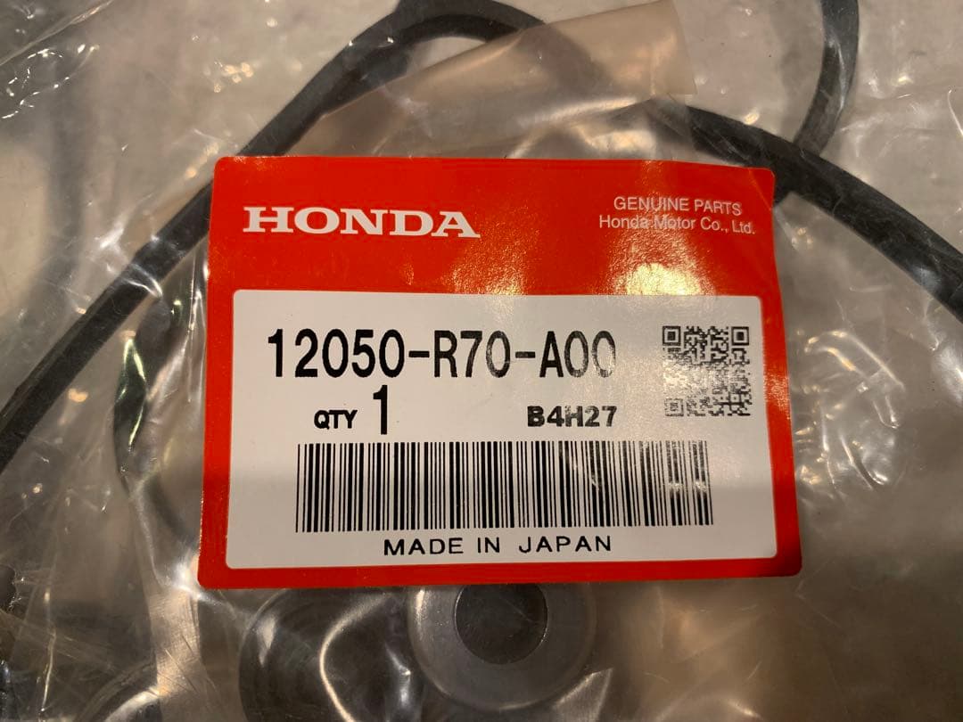 米国ホンダ オデッセイ　RL5 バルブカバー、インマニガスケットセット