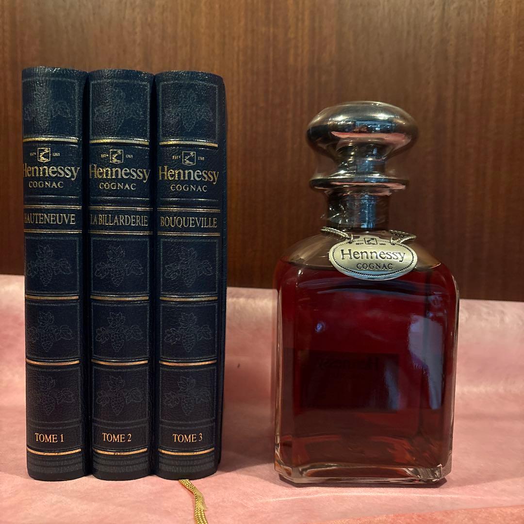 Hennessy ヘネシー コニャック 700ml 40% 未開栓 ブック