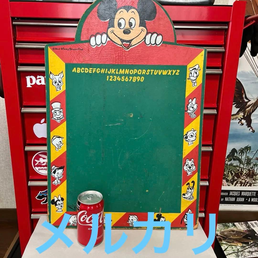 ミッキーマウス　黒板