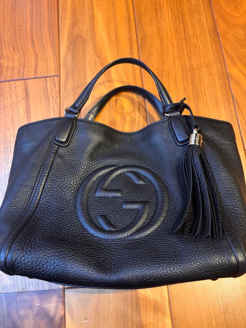 美品本物‼️GUCCI ソーホー タッセル　ブラック レザー