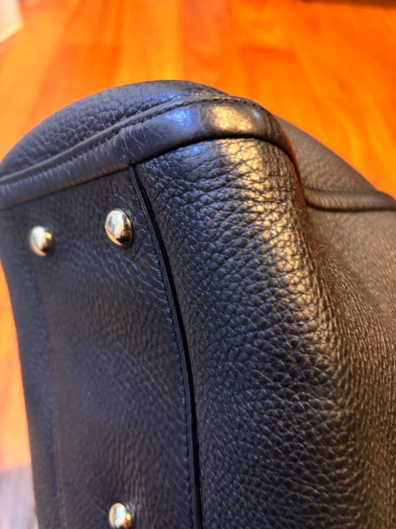 美品本物‼️GUCCI ソーホー タッセル　ブラック レザー