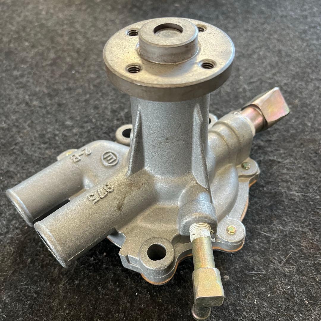 黒*ン様 未使用　ダイハツ　ZMエンジン用ウォーターポンプ　ハイゼットS38 美